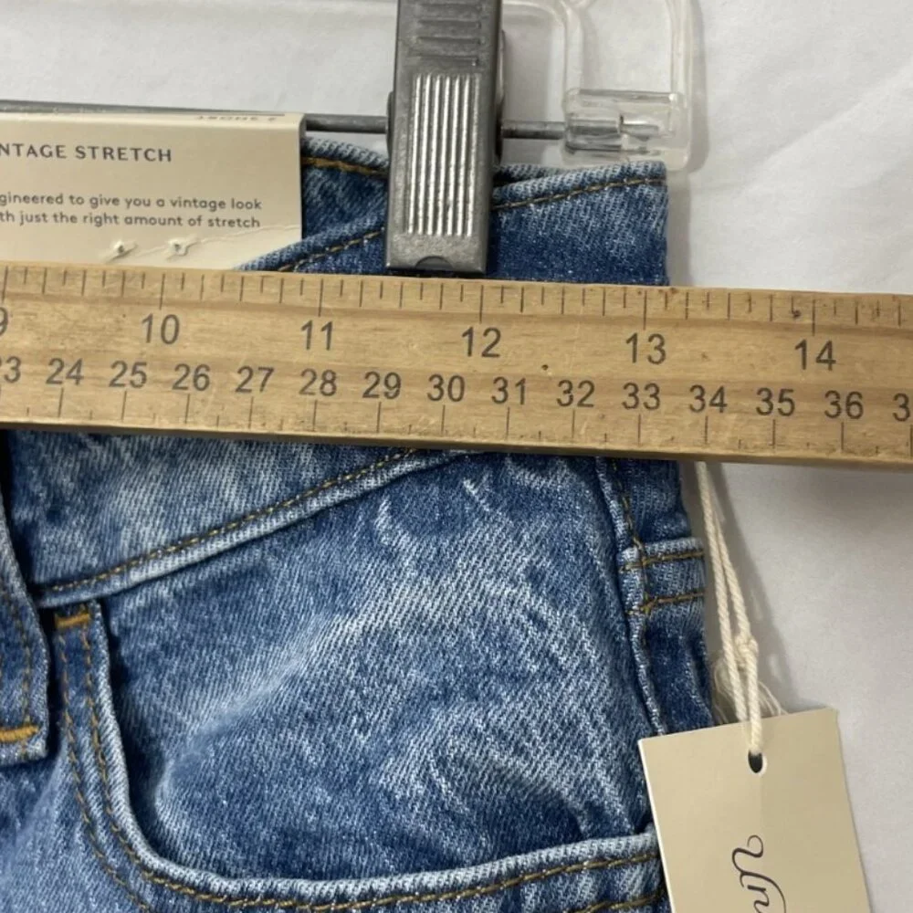Universal Thread Women's Jeans Vintage Straight Blue Size 2S Pants Denim NWT - Picture 10 of 12